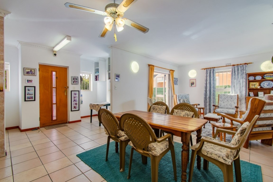 3 Bedroom Property for Sale in Bizweni Western Cape
